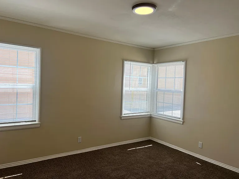 1224 S Westmoreland Ave #1 — Photo 5