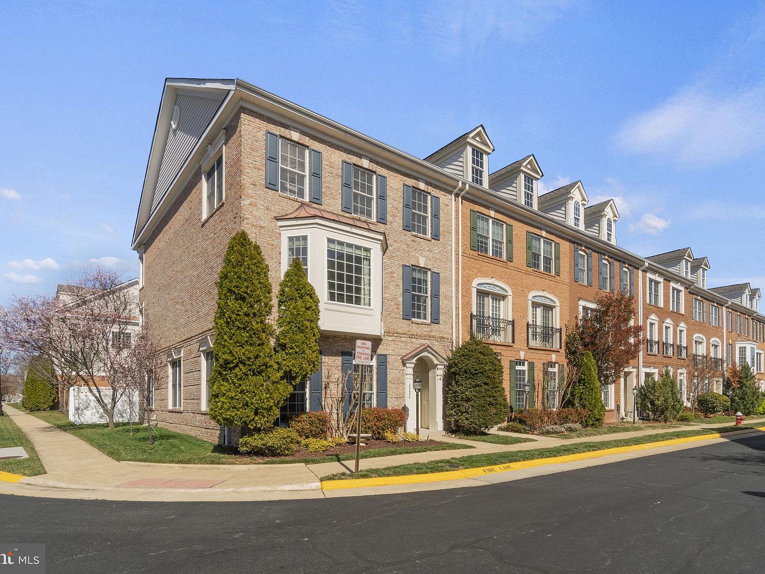 42438 Redstone Ter, Ashburn, VA 20148 Zillow