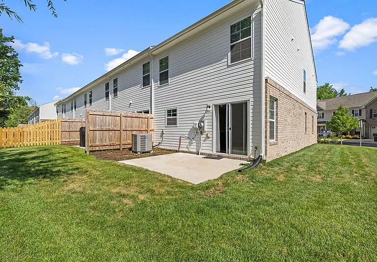 3372 Dewsberry Ln — Photo 24