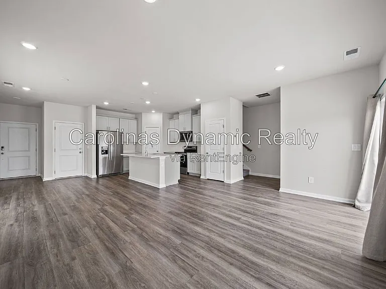 4080 County Down Ave — Photo 8