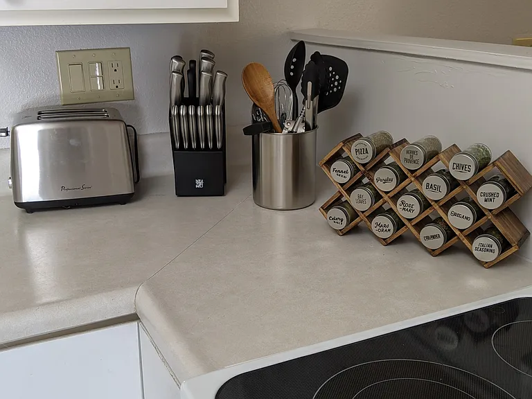 4212 E Dragoon Ave — Photo 14