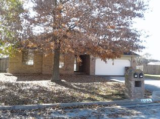 412 E Wildwood Flower Dr, Republic, MO 65738