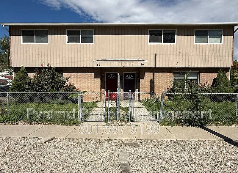 2 bed, 1.5 bath, 1210 sqft, $1,500 — Photo 2
