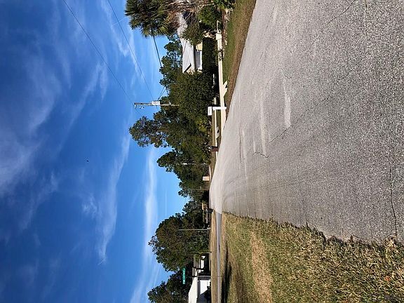 2nd image of 53 Pine Croft Ln