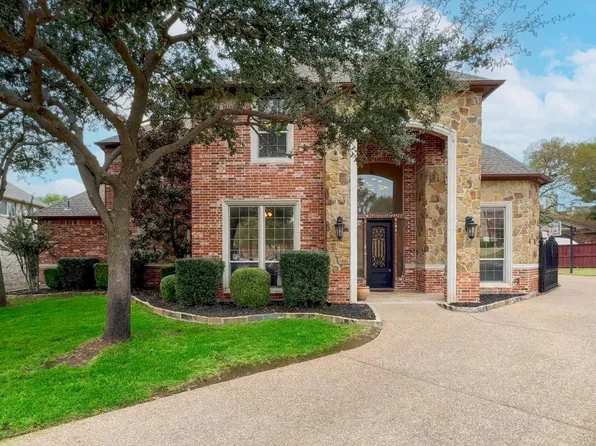 713 Knott Ct, Euless, TX 76039