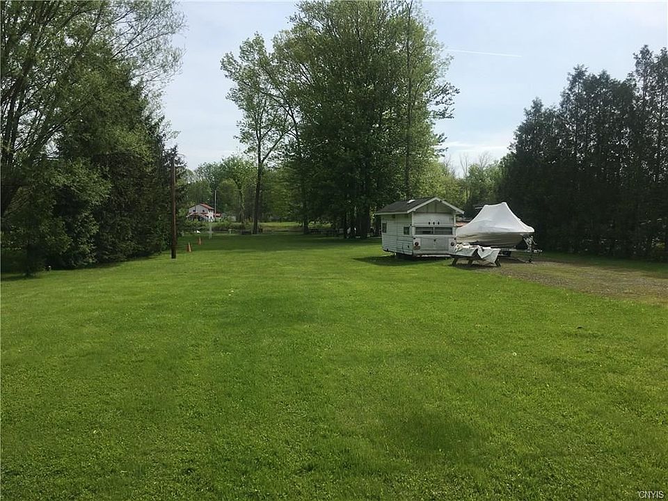 1st image of 143 Aldrich Ln