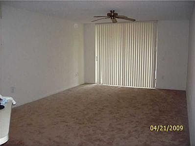 4th image of 8205 Lake Dr #207