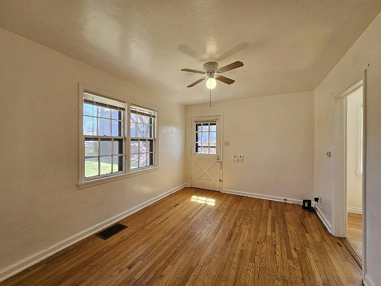 2137 S Grant St — Photo 6