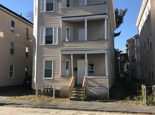 104 Southgate St, Worcester, MA 01603