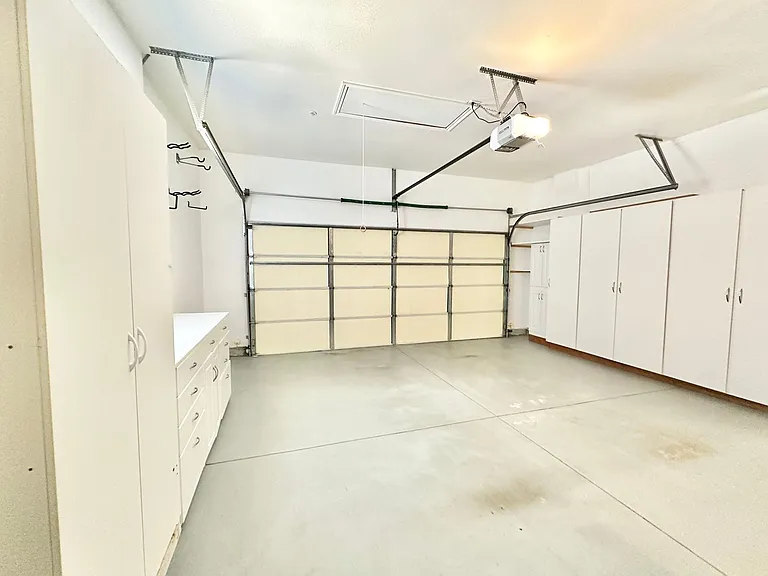 933 Highland Park — Photo 67