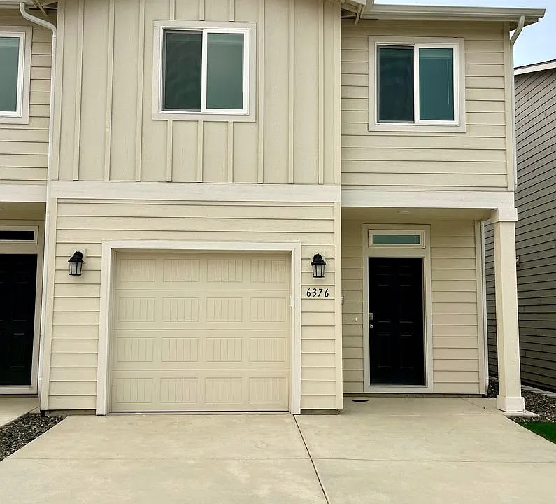 6376 W 36th Pl
