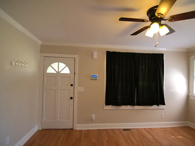 524 S Confederate Ave — Photo 7