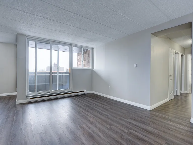 57 N Park St — Photo 8