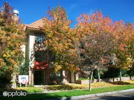 2nd image of 11127 La Maida St Unit 25