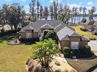 18991 Crooked Ln, Lutz, FL 33548