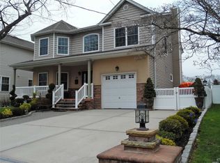 29 Highland Rd, Valley Stream, NY 11580