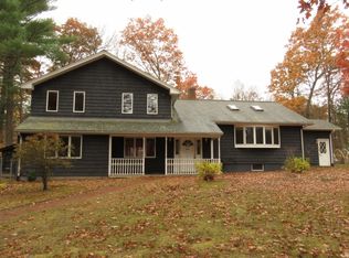 2 Rimrock Rd, Belchertown, MA 01007