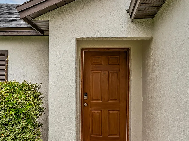 412 Meridian St — Photo 10