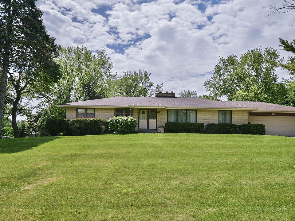 2nd image of 16665 Queen Ann Dr