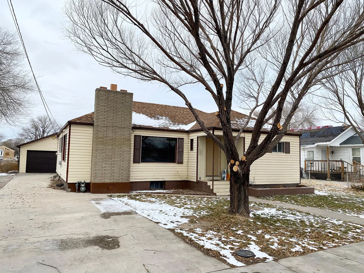 244 S 100 W — Photo 2