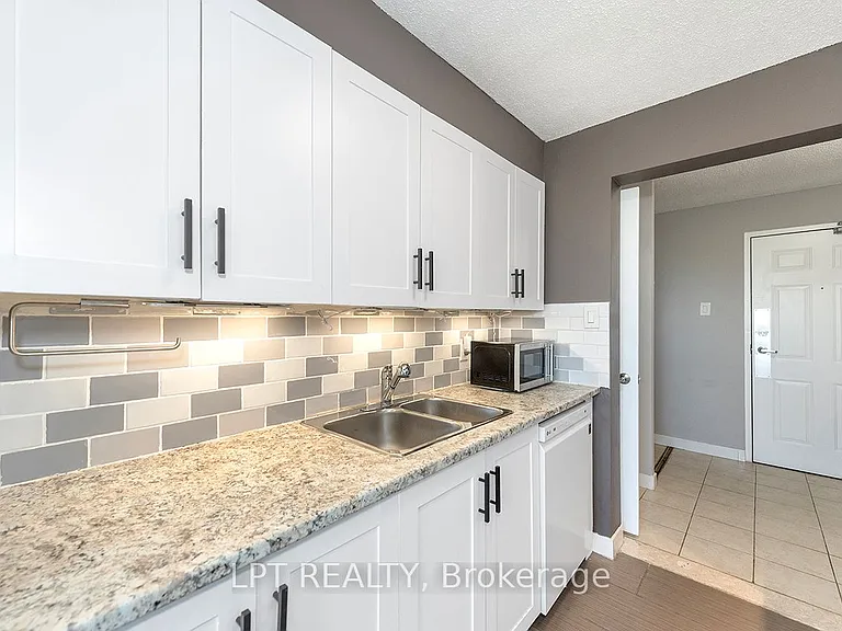 1445 Huron St #302 — Photo 6