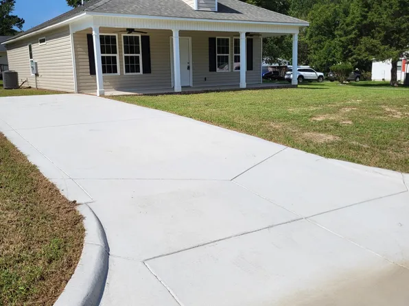 1115 Barden Street, Clinton, NC 28328