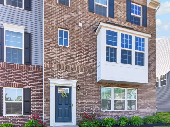 1180 Bean Ln, Akron, OH 44313