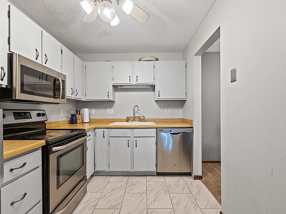 3rd image of 3850 Plymouth Blvd #204000