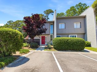 1001 Ventura Pl, Mount Pleasant, SC 29464