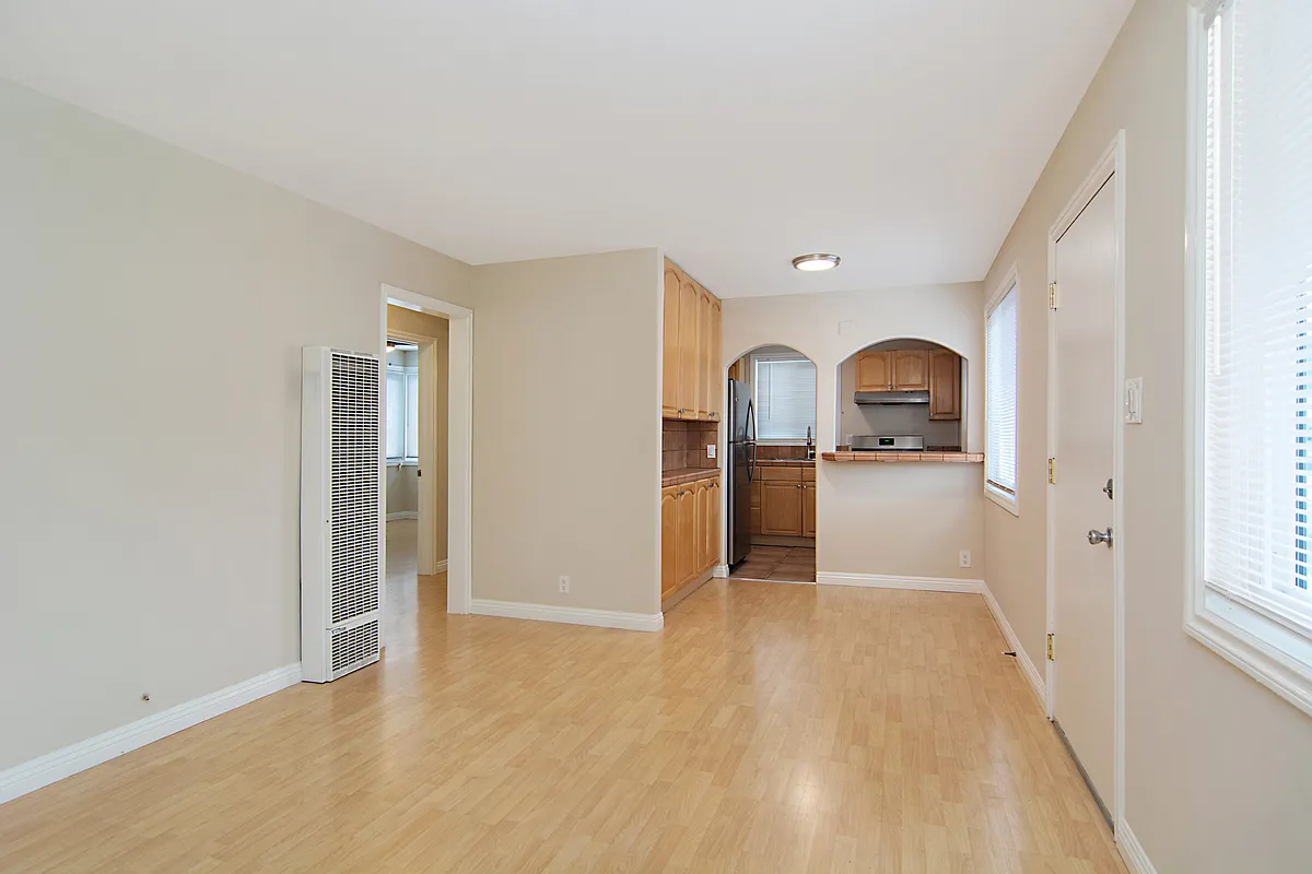 2 bed, $2,895 — Photo 3