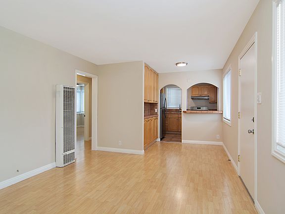 3rd image of 1934 Burton St