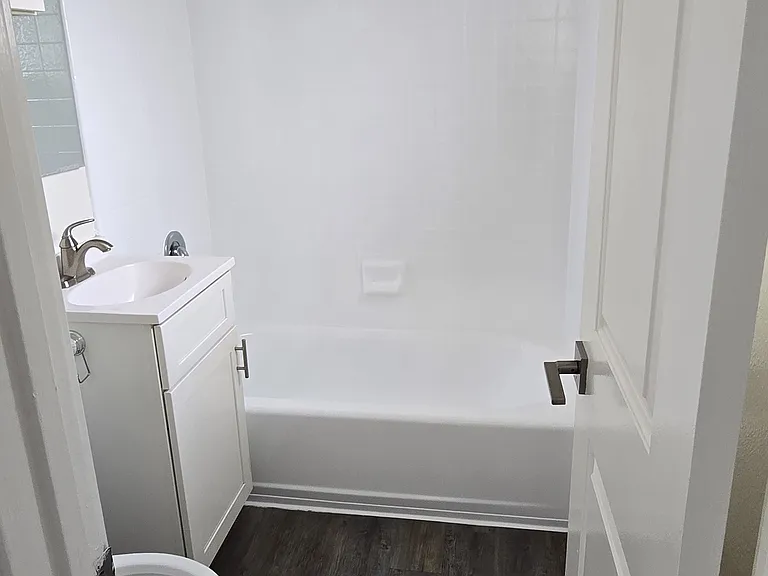 Pacific Villas — Photo 37