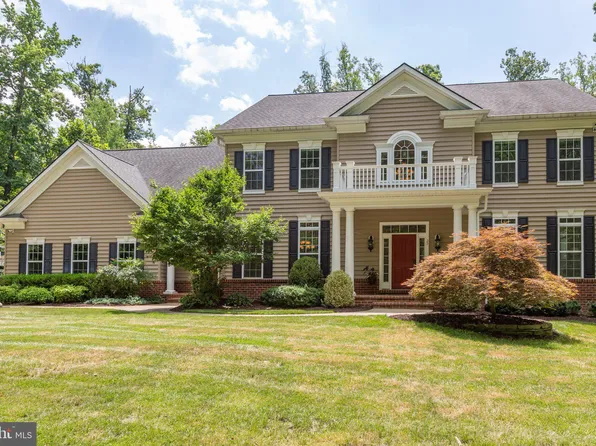 25 Delphinium Way, Stafford, VA 22556