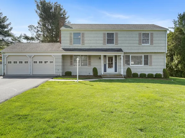 7 Far Horizons Drive, Bethel, CT 06801