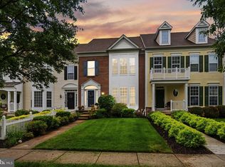 175 Pipers Inn Dr, Fountainville, PA 18923