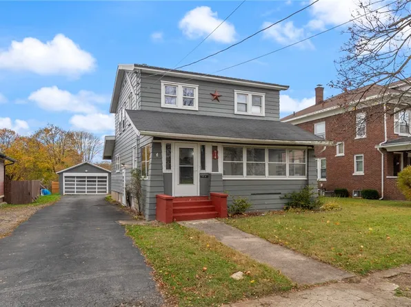 914 N Main St, Newark, NY 14513