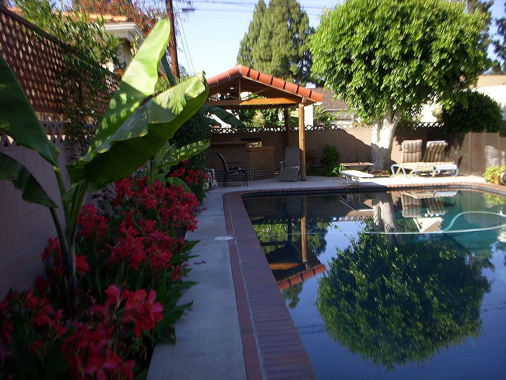 7327 Via Rio Nido, Downey, CA 90241 Zillow