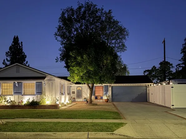 22912 Baltar St, Canoga Park, CA 91304
