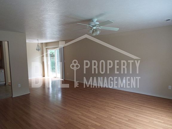 2nd image of 5012 Orchard Ln