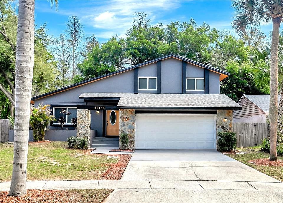 1st image of 16133 Ravendale Dr