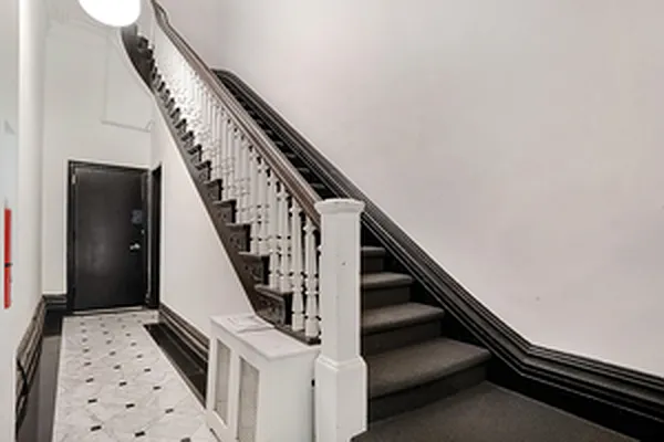 Rented by Bond New York | media 6