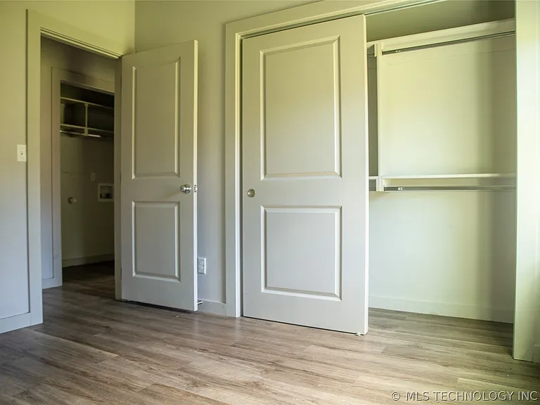 1815 N Saint Louis Ave #A — Photo 12