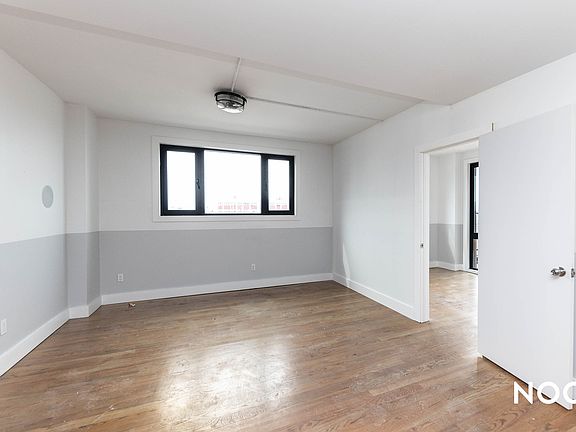 4th image of 115 Stanwix St #1704