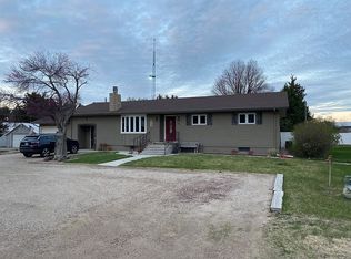 1025 3rd St, Hoxie, KS 67740