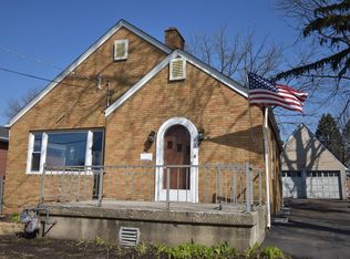 660 Congdon Ave, Elgin, IL 60120