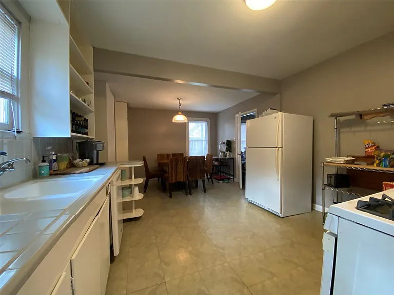 4116 Case St — Photo 7
