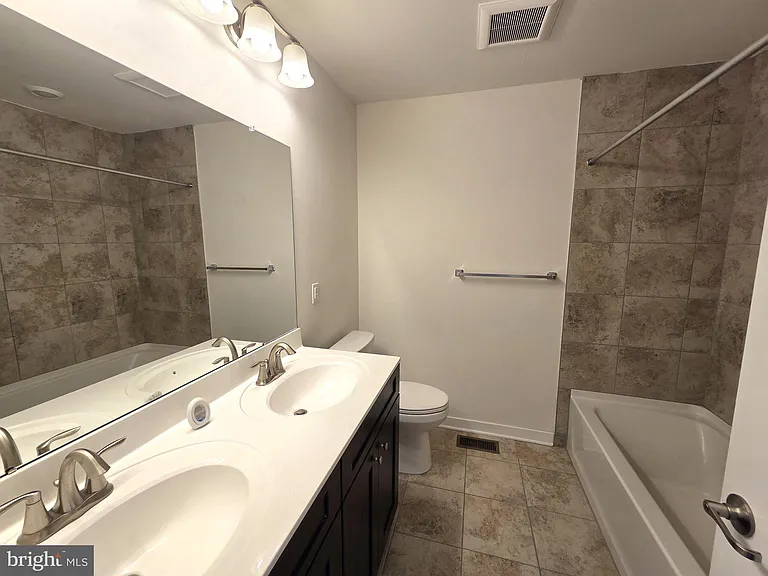 1883 Boulder Dr — Photo 32
