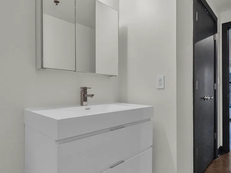 1803 Broadway #213 — Photo 18