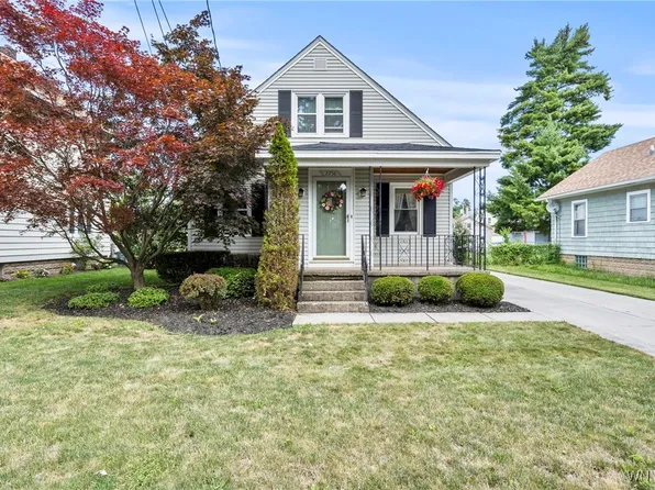 2236 Linwood Ave, Niagara Falls, NY 14305