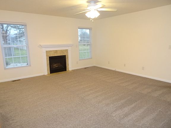 5th image of 1613 S Birch Grove St